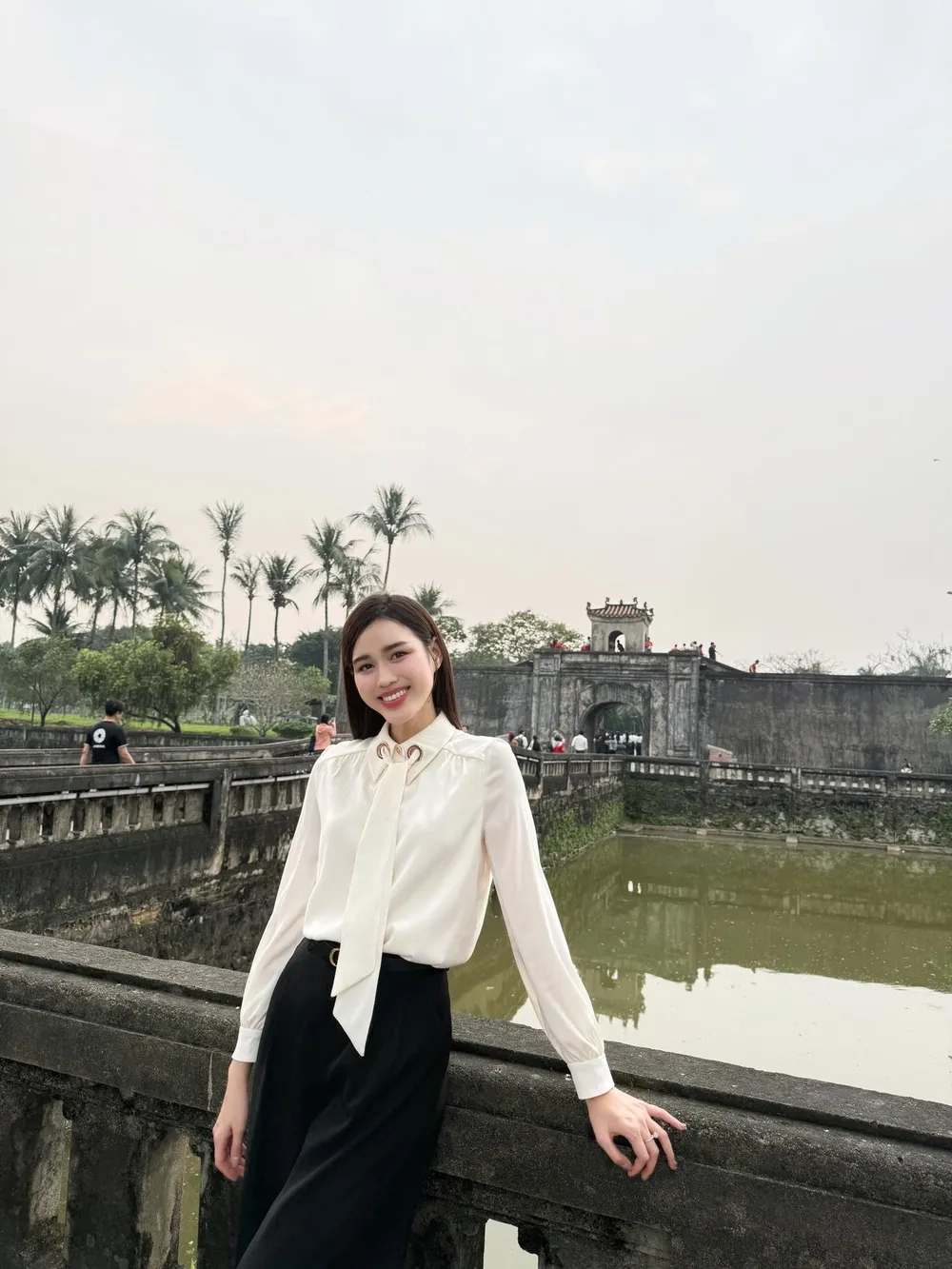 Cập nhật hoa hậu Đỗ Thị Hà thi hoa hậu thế giới cực hấp dẫn