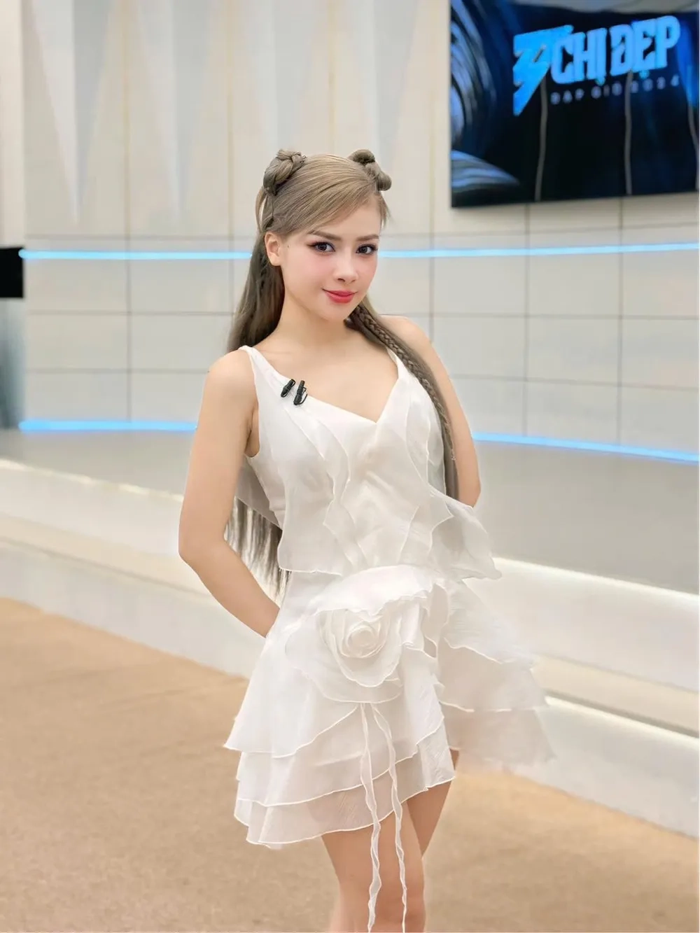 Quê quán của nữ ca sĩ Dương Hoàng Yến quê ở đâu