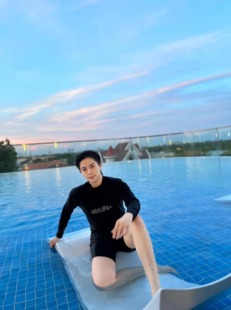 Thưởng thức Gil Lê hát cực ngọt ngào và sâu lắng