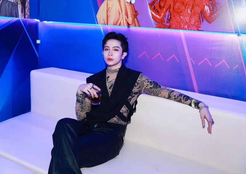 Cập nhật Gil Lê x5 gây sốt cộng đồng mạng