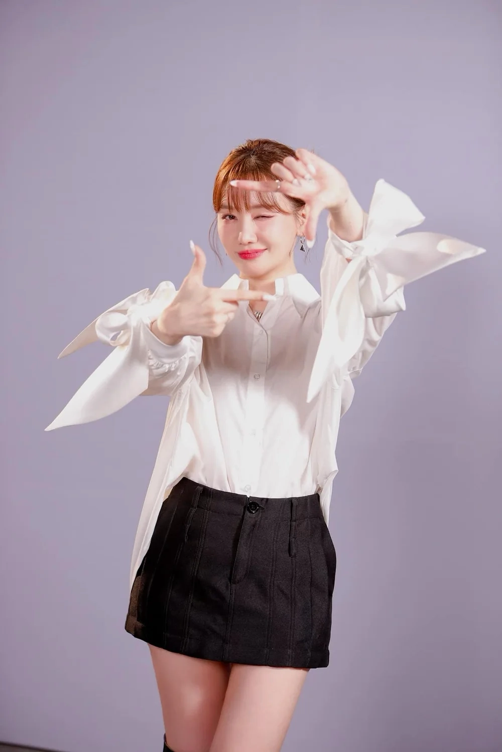 Nữ nghệ sĩ đa tài và nổi bật ca sĩ Hari Won