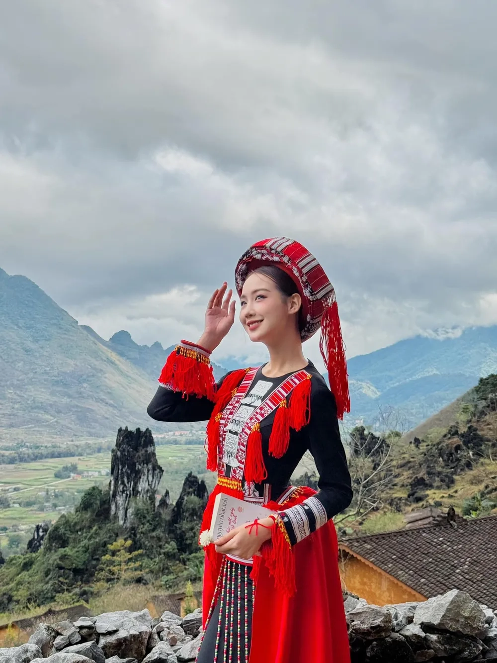 Tìm hiểu Lê Nguyễn Bảo Ngọc Cần Thơ quê nhà của nàng hậu