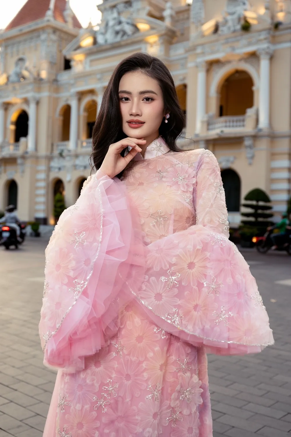 Tìm hiểu các phát ngôn của hoa hậu Ý Nhi gây bão