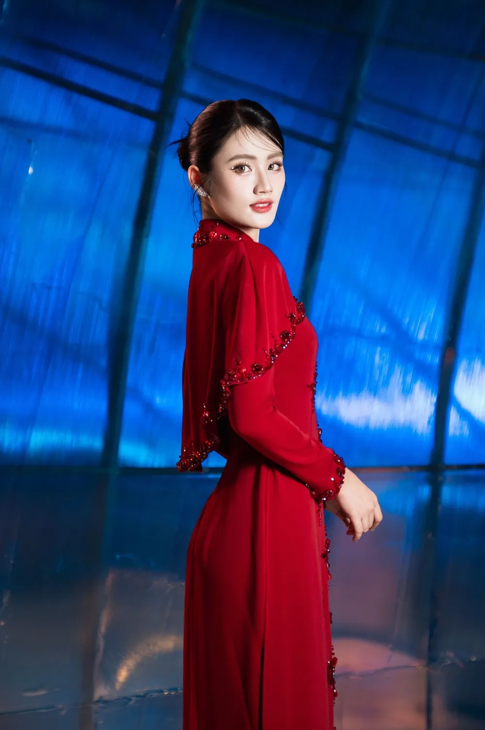 Ngắm nhìn hoa hậu Ý Nhi 2023 cực nổi bật