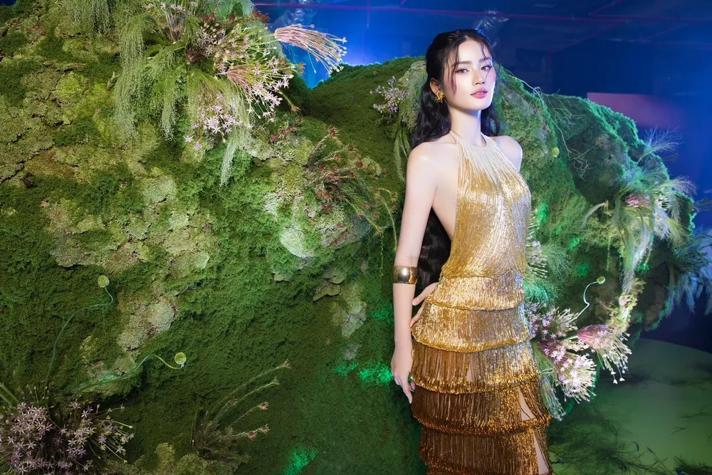 Tìm hiểu hoa hậu Ý Nhi giờ ra sao khiến fan thắc mắc