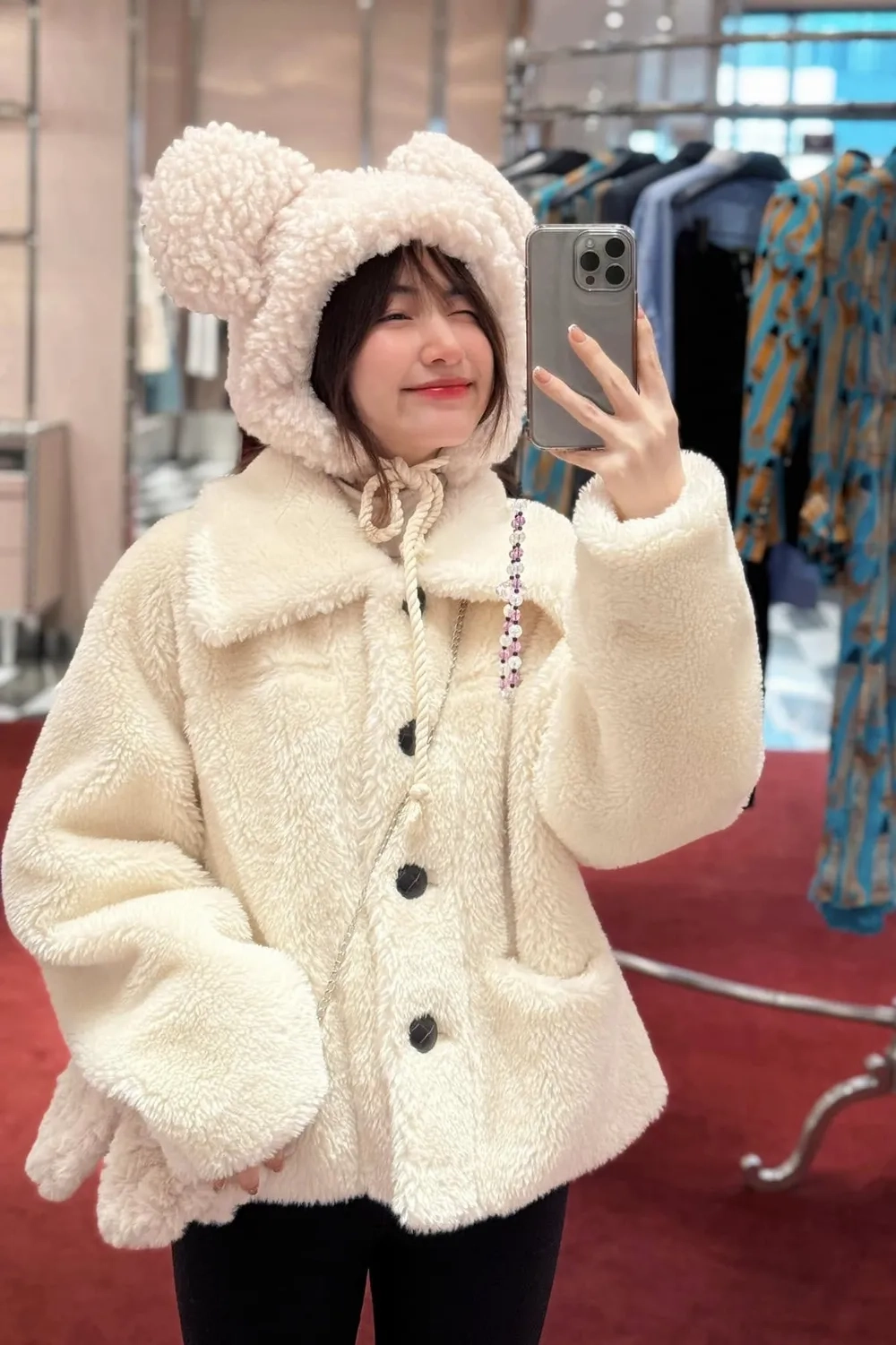 Tìm hiểu Hoà Minzy quê gốc ở đâu khiến fan tò mò