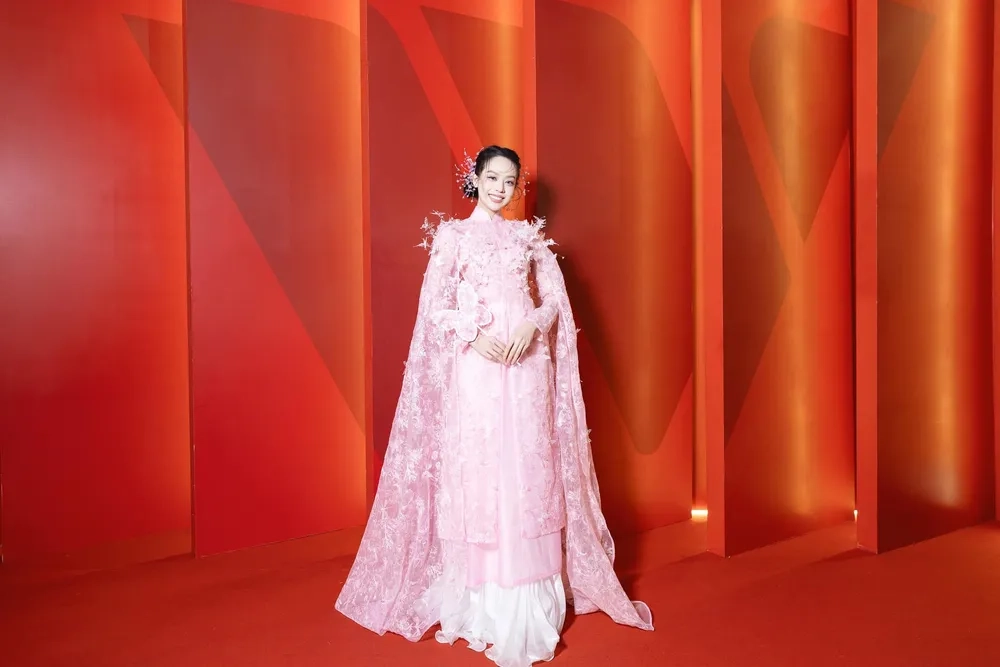 Gây tranh cãi với Huỳnh Thị Thanh Thủy phẫu thuật thẩm mỹ