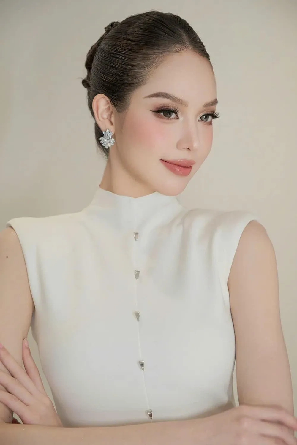 Cập nhật lý lịch Hoa Hậu Huỳnh Thị Thanh Thủy