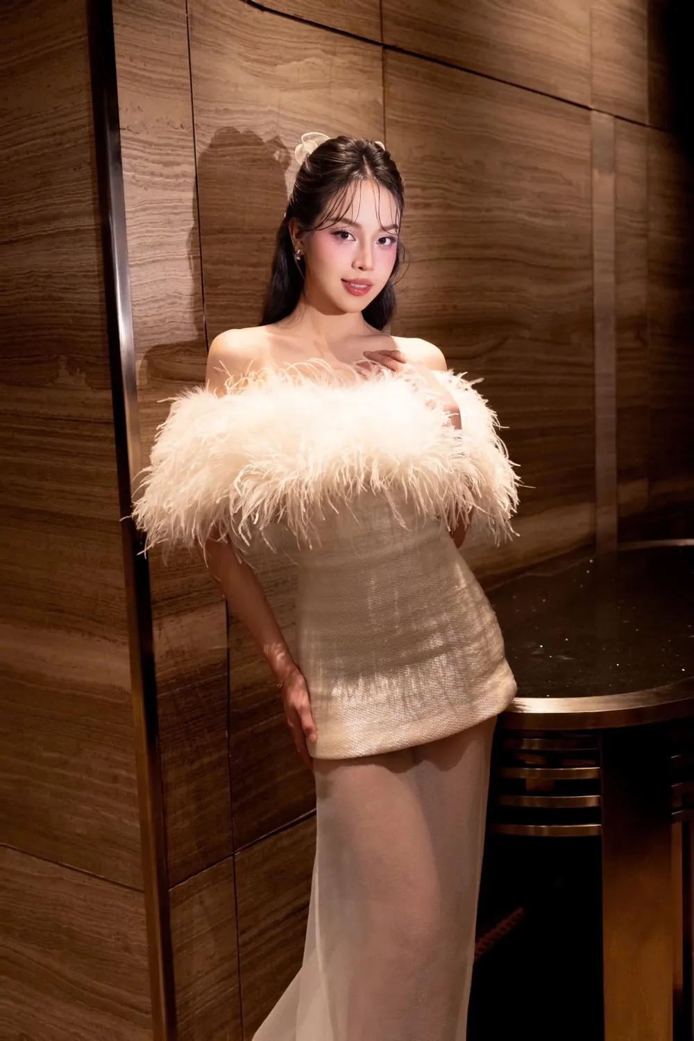 Tìm hiểu Hoa Hậu Huỳnh Thị Thanh Thủy sinh năm bao nhiêu