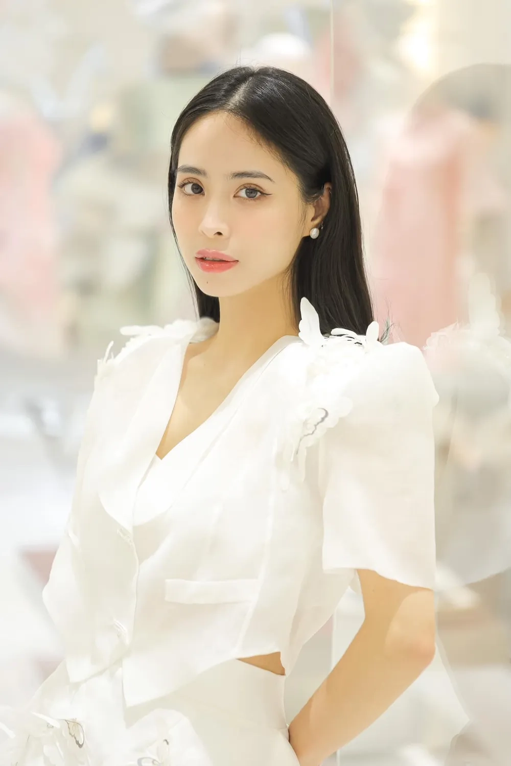 Lắng nghe rơi ca nương Kiều Anh cực ngọt ngào