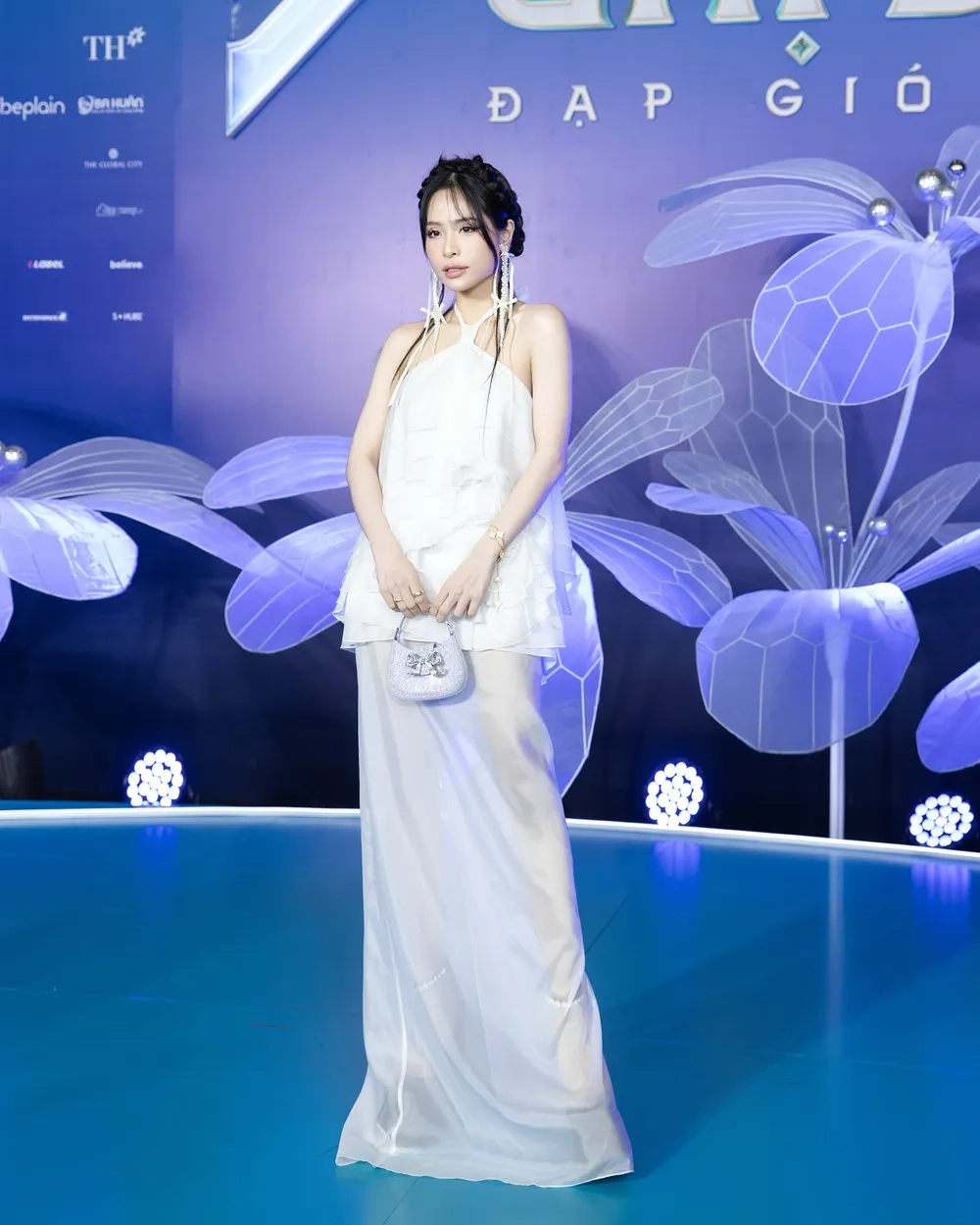 Bất ngờ với ca nương Kiều Anh làm gì mà giàu đến vậy