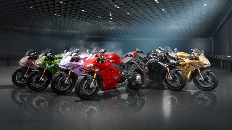 Bảng giá xe máy Ducati tháng 5/2025