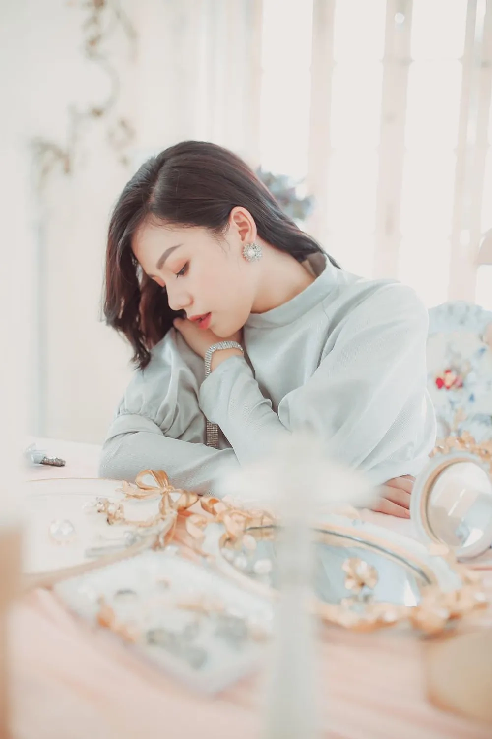 Tổng hợp thông tin chi tiết tiểu sử Nguyễn Hương Ly