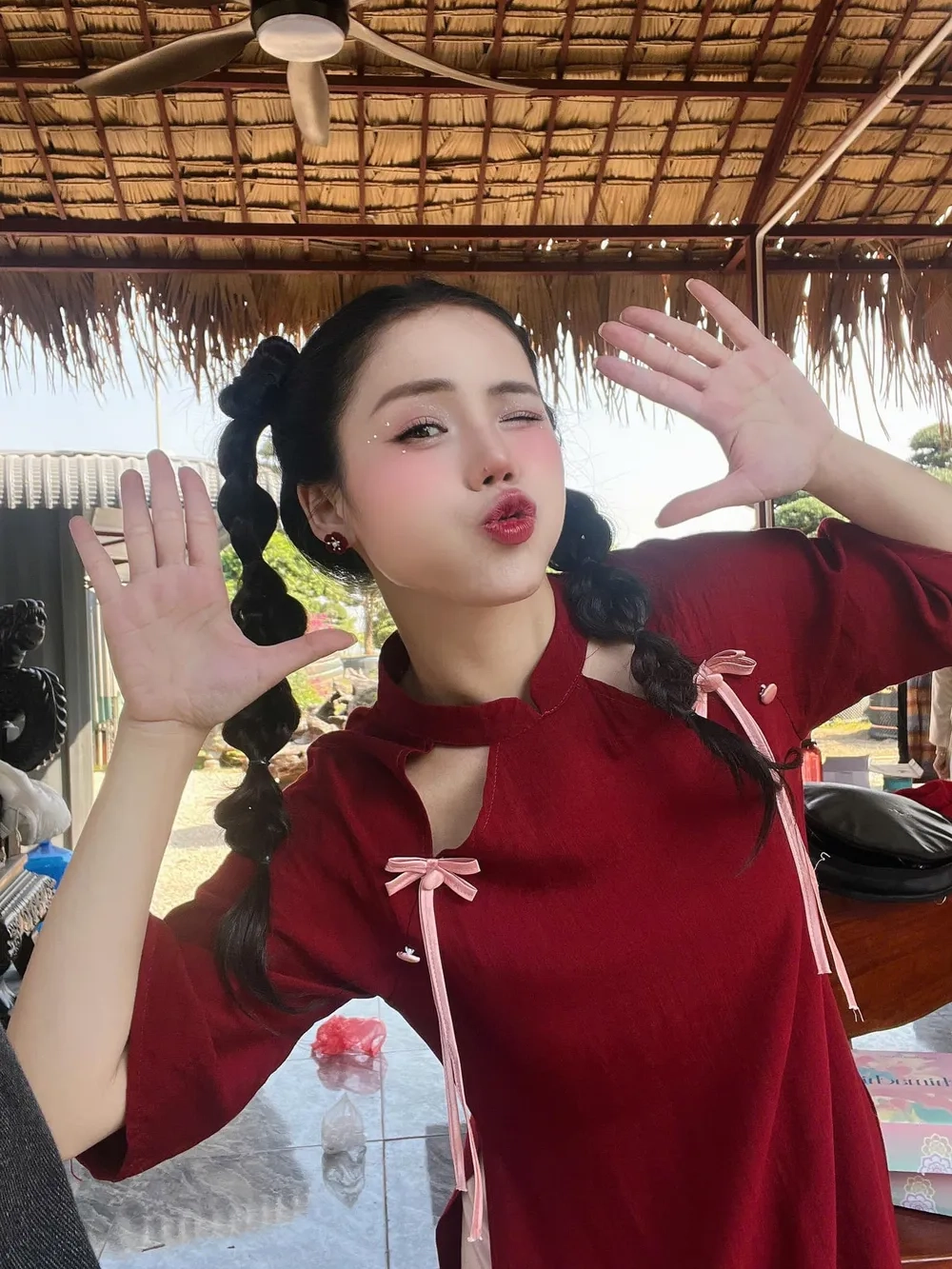 Fan tò mò ca sĩ Nguyễn Hương Ly sinh năm bao nhiêu