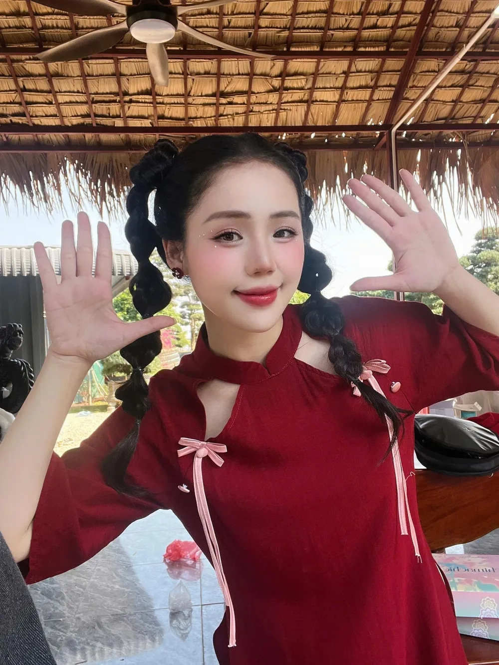 Gây sốt trên mạng xã hội Nguyễn Hương Ly TikTok