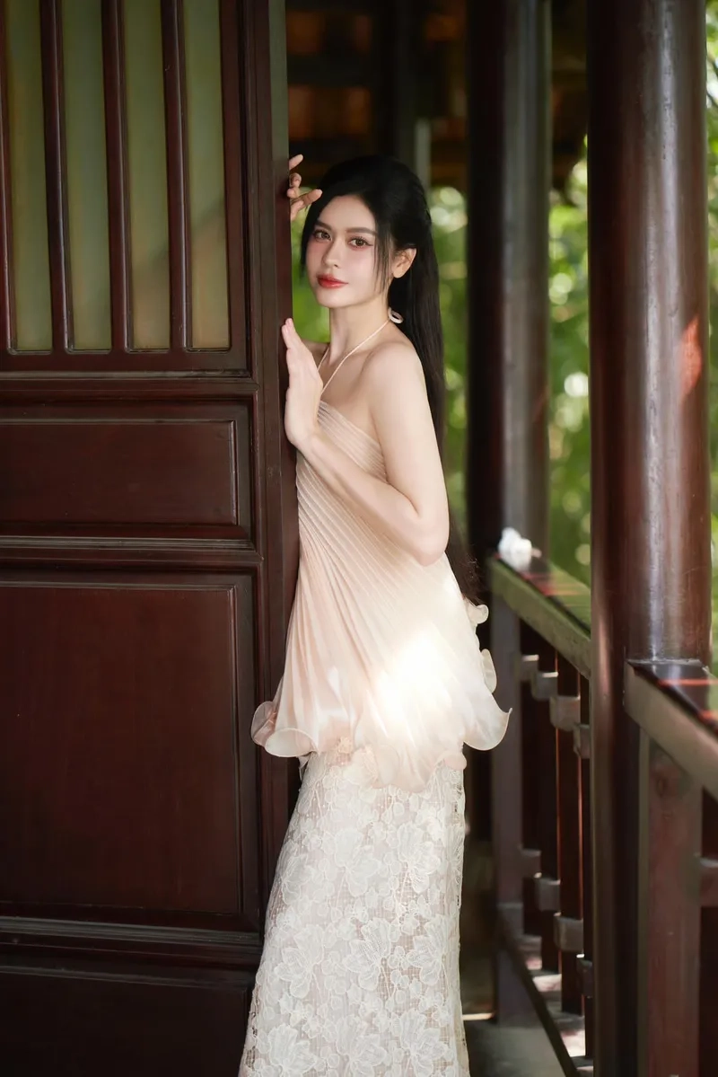 Sự biến hóa vai diễn của phim Trương Quỳnh Anh