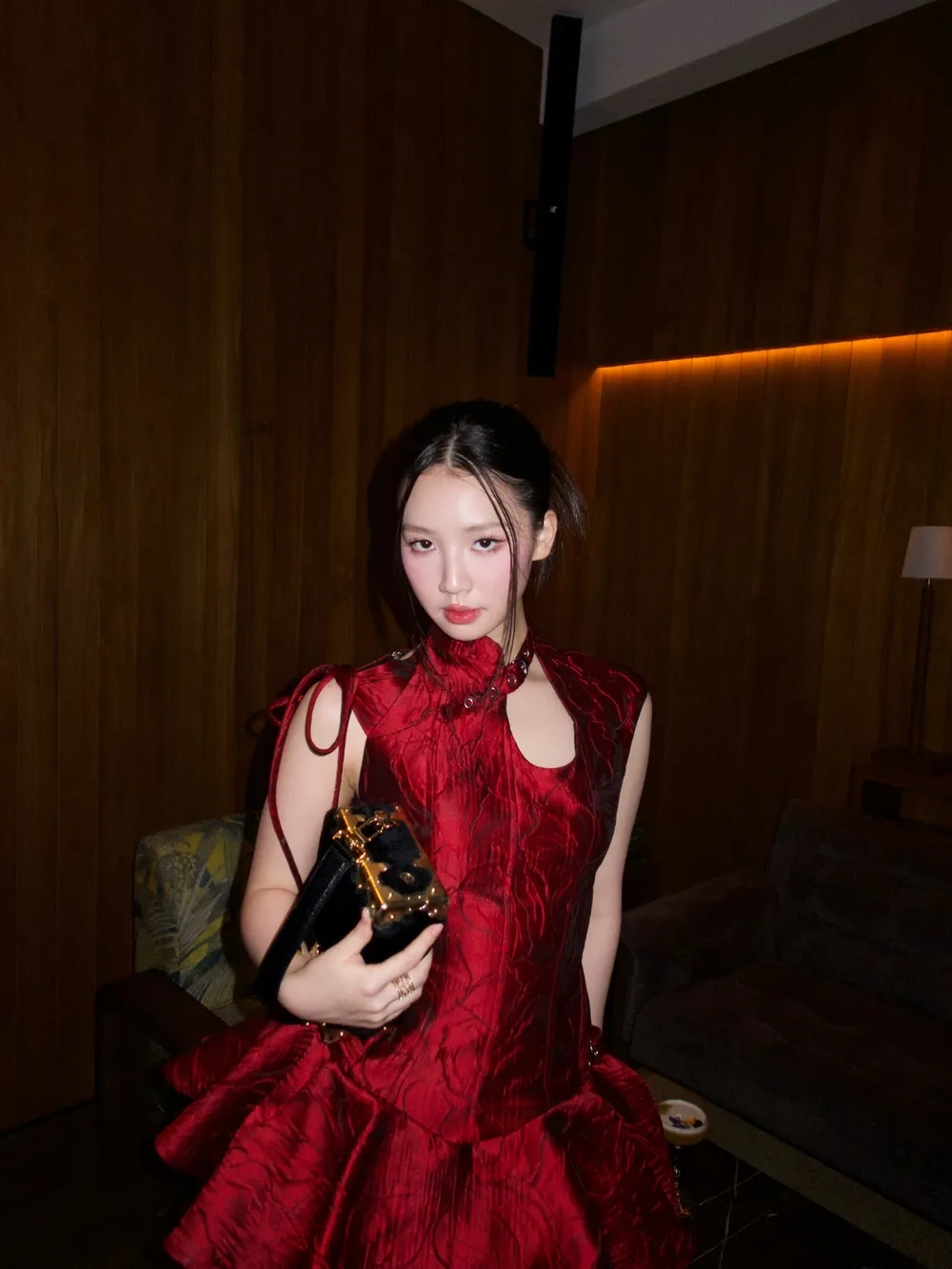 Nhan sắc cuốn hút của Amee xinh