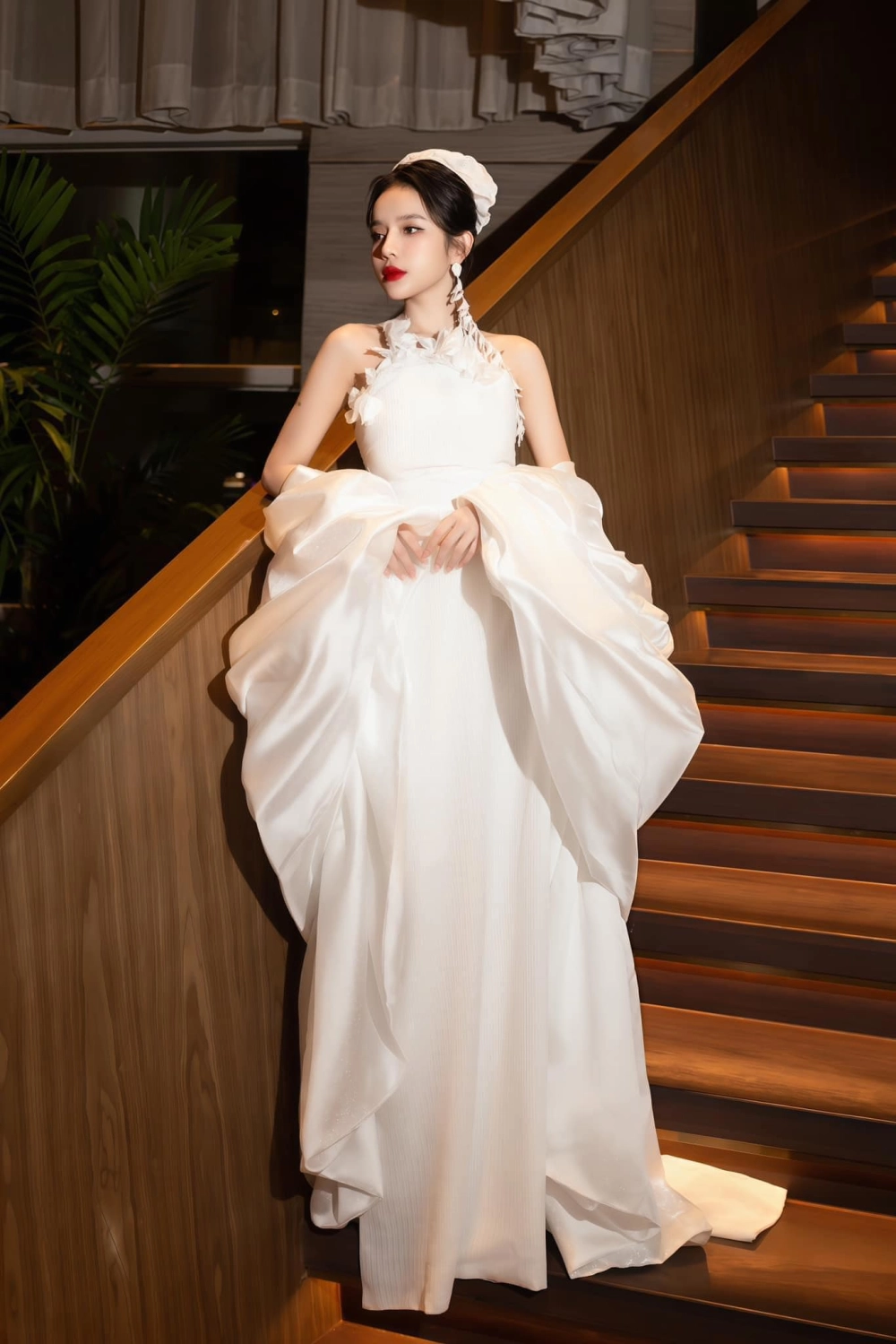 Sự thật phía sau tin đồn ca sĩ LyLy có phẫu thuật thẩm mỹ không