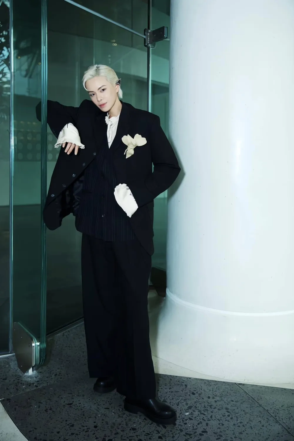 Tò mò không biết Hà Kino là ai mà nổi rần rần