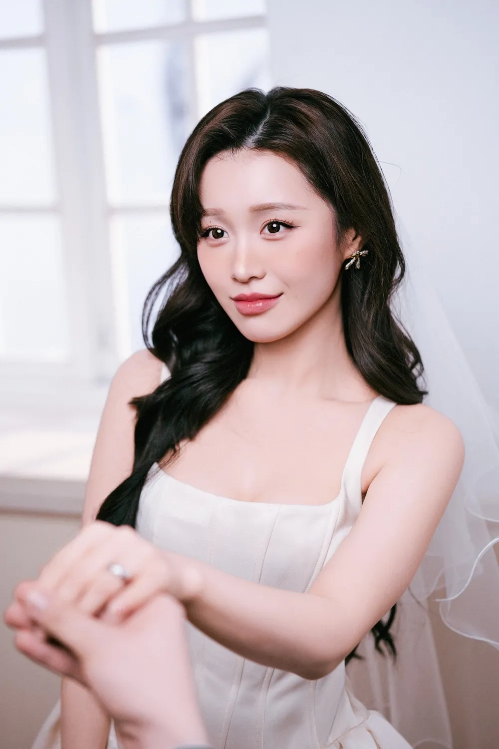 Không phải ai cũng biết Han Sara là người nước nào