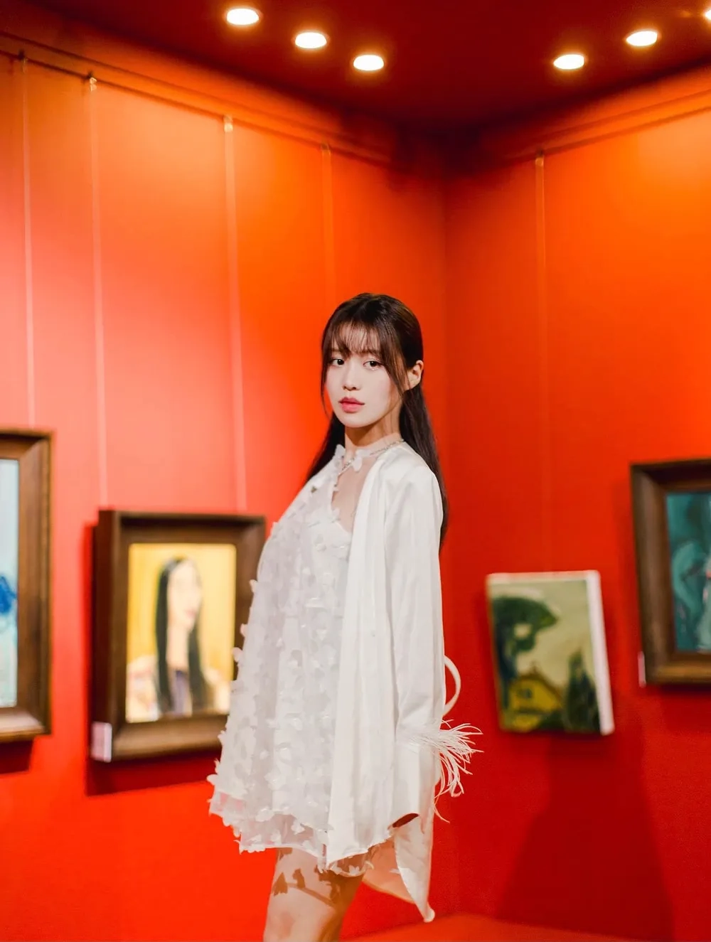 Đắm chìm trong vai diễn của Han Sara phim