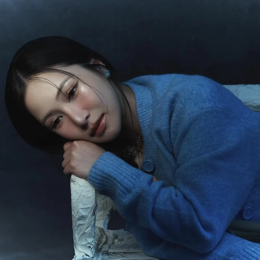 Cộng đồng bàn tán chuyện Hương Tràm có con với ai