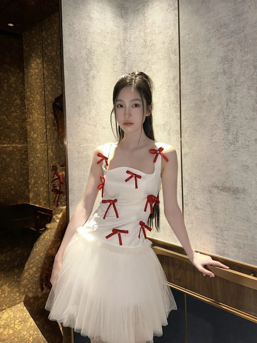 Bản remix gây nghiện lời bài hát Juky San tình yêu màu nắng edm