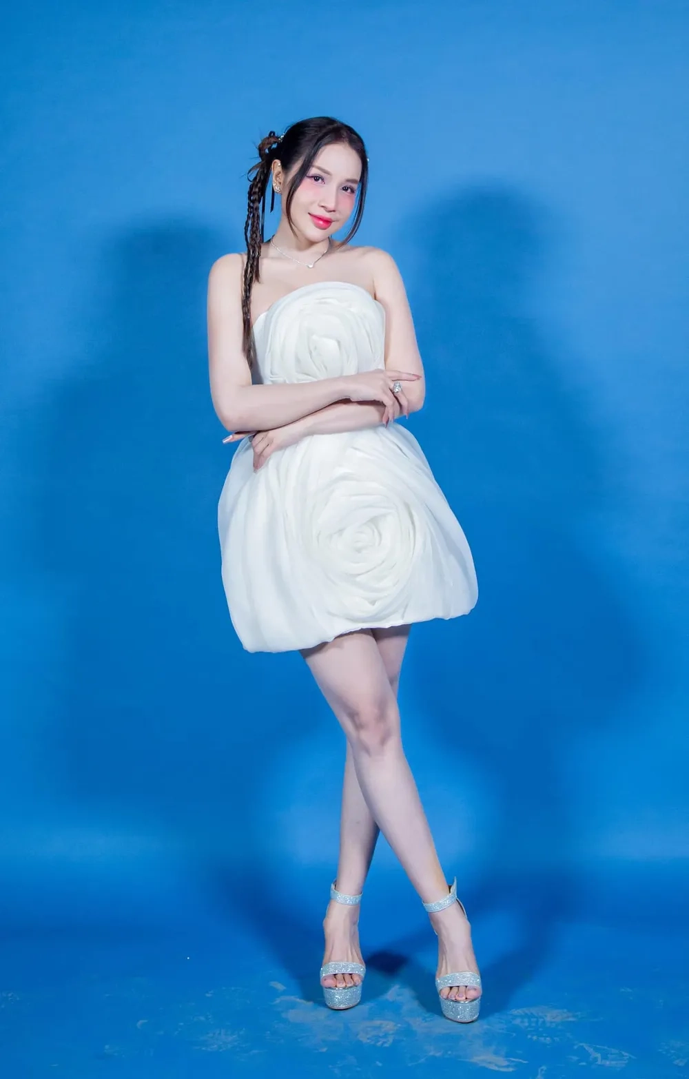 Nữ chính nổi bật trong Khả Như phim Mai