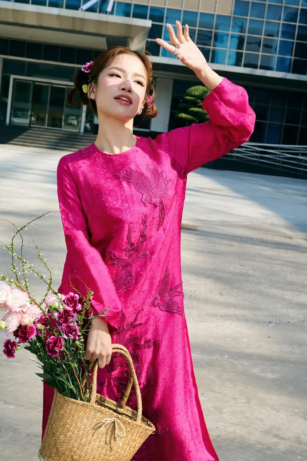 Tin tức hot nhất hôm nay ca sĩ Lâm Bảo Ngọc cao bao nhiêu