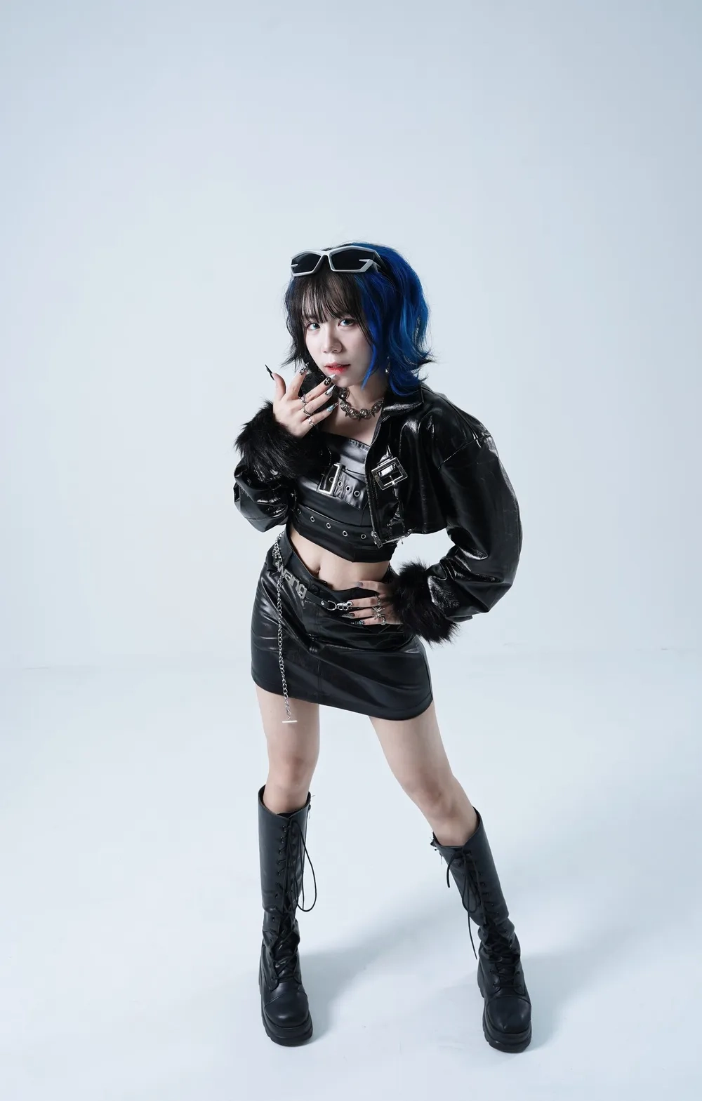 Cười bò với loạt ảnh Mèo Simmy meme