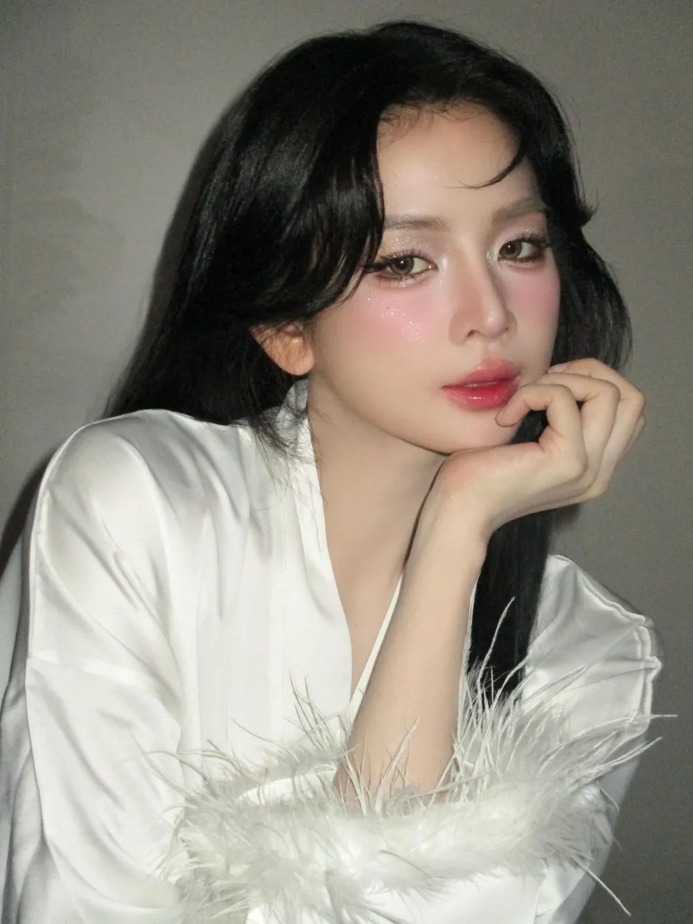 Xuất hiện bất ngờ trong DJ Mie quảng cáo