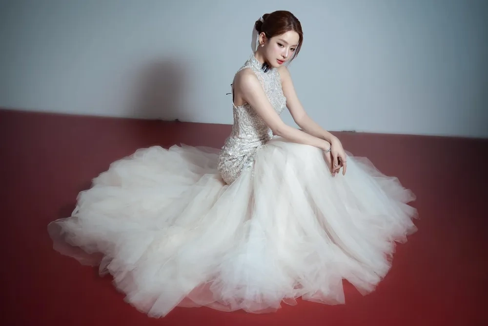 Xuất hiện ấn tượng trong DJ Mie Sao nhập ngũ