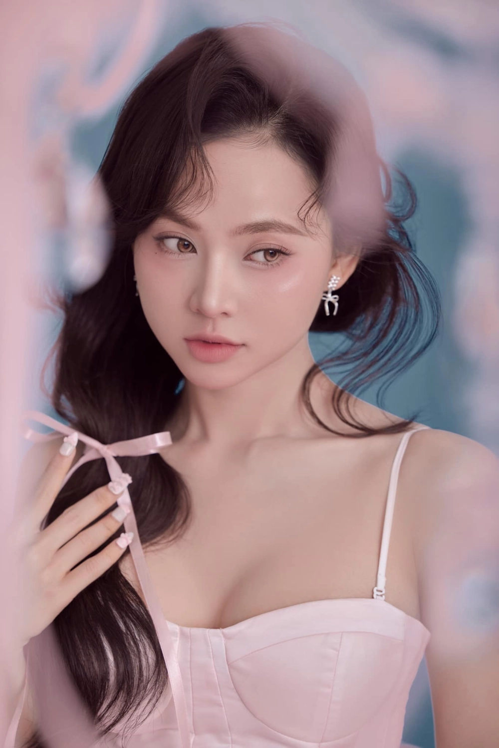 Nét mộng mơ trong lời bài hát Ngô Lan Hương Tuổi mộng mơ