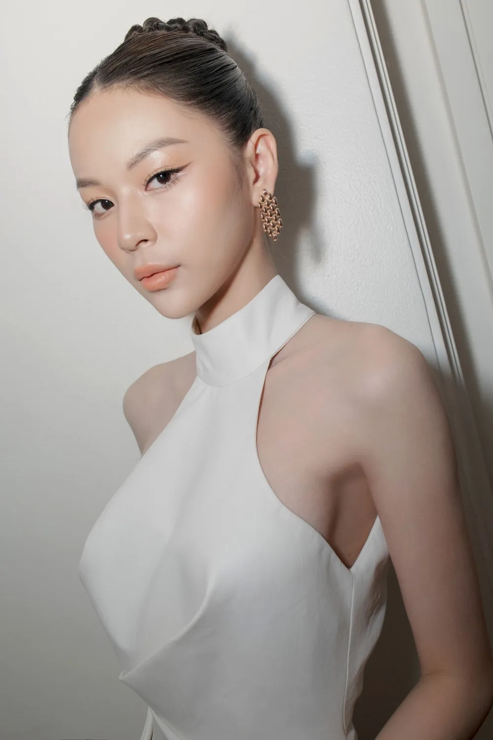 Giai điệu lãng mạn trong lời bài hát Phí Phương Anh Mập mờ