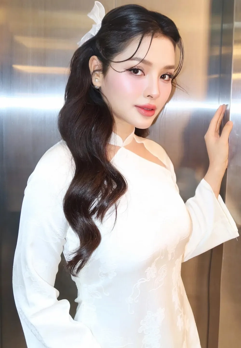 Bất ngờ với khả năng Phương Trinh Jolie hát tiếng Anh