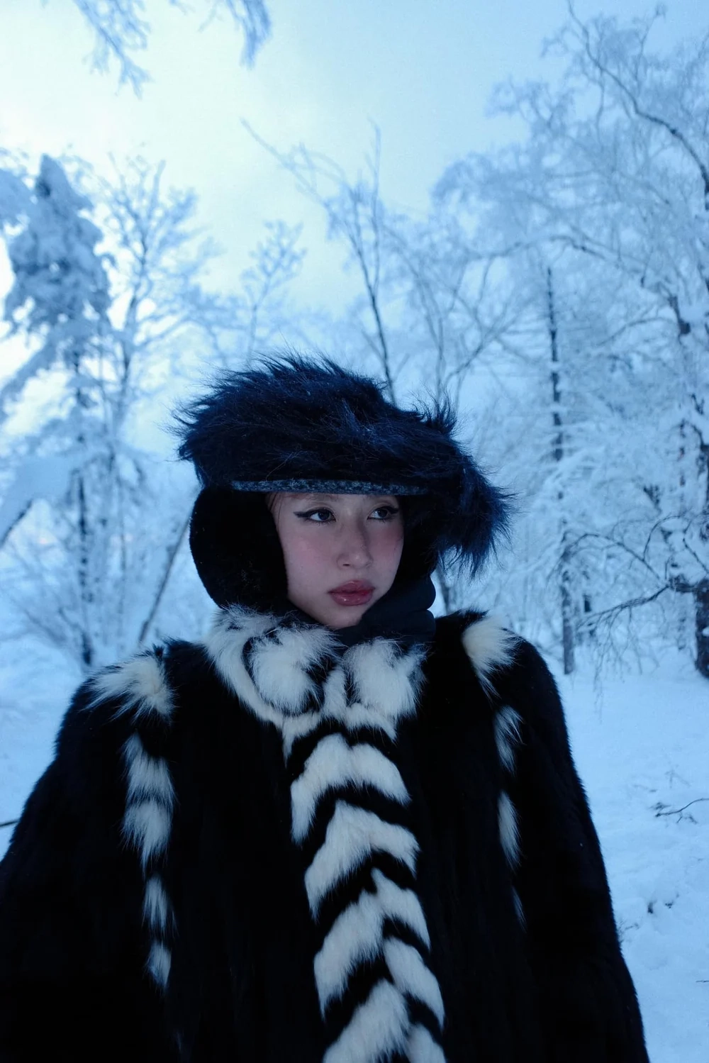 Tài khoản chính thức cập nhật tại Quỳnh Anh Shyn instagram