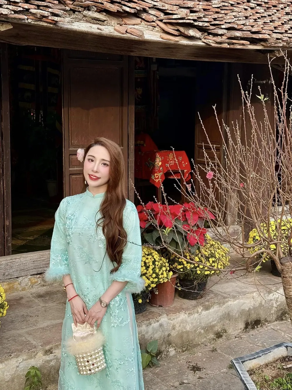 Cuộc sống riêng tư của Quỳnh Nga có chồng chưa gây tò mò