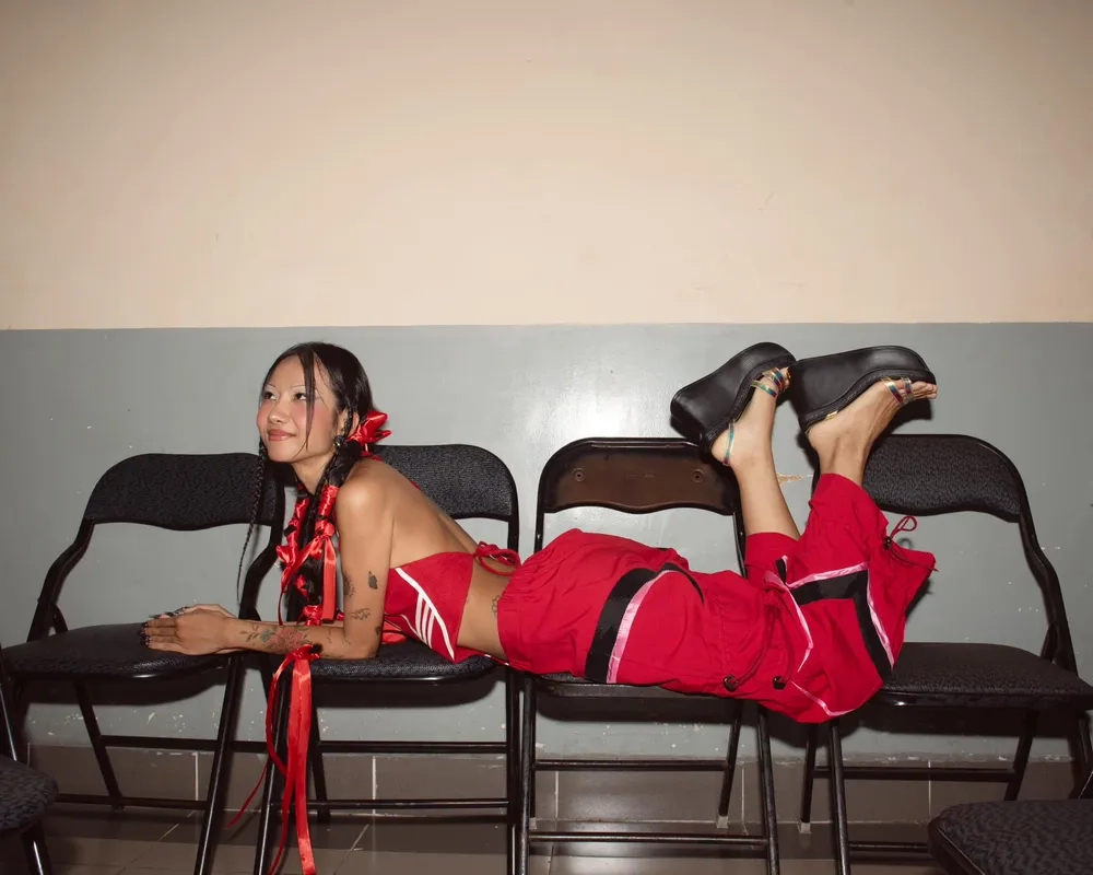 Dữ liệu chuẩn về Suboi ngày/nơi sinh