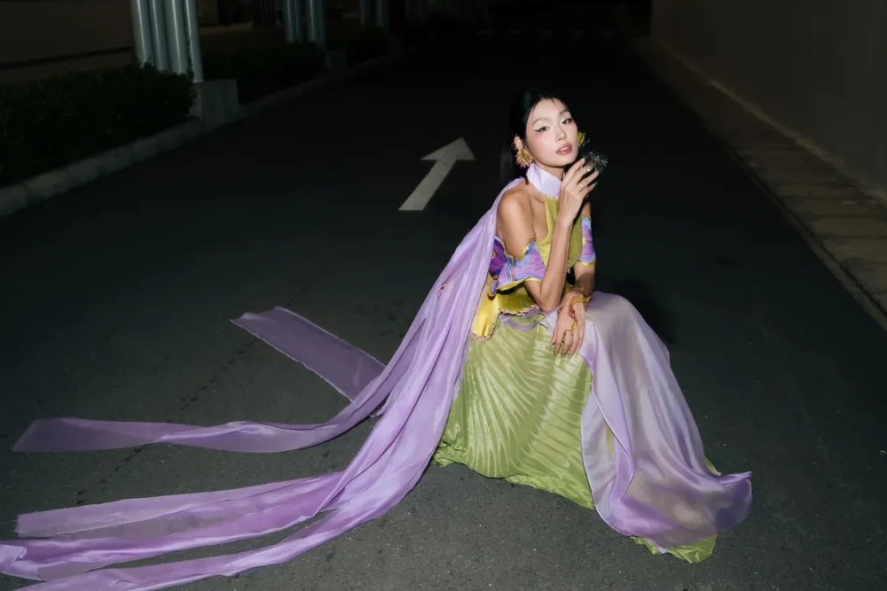 Bất ngờ trước Thảo Nhi Lê chiều cao thật