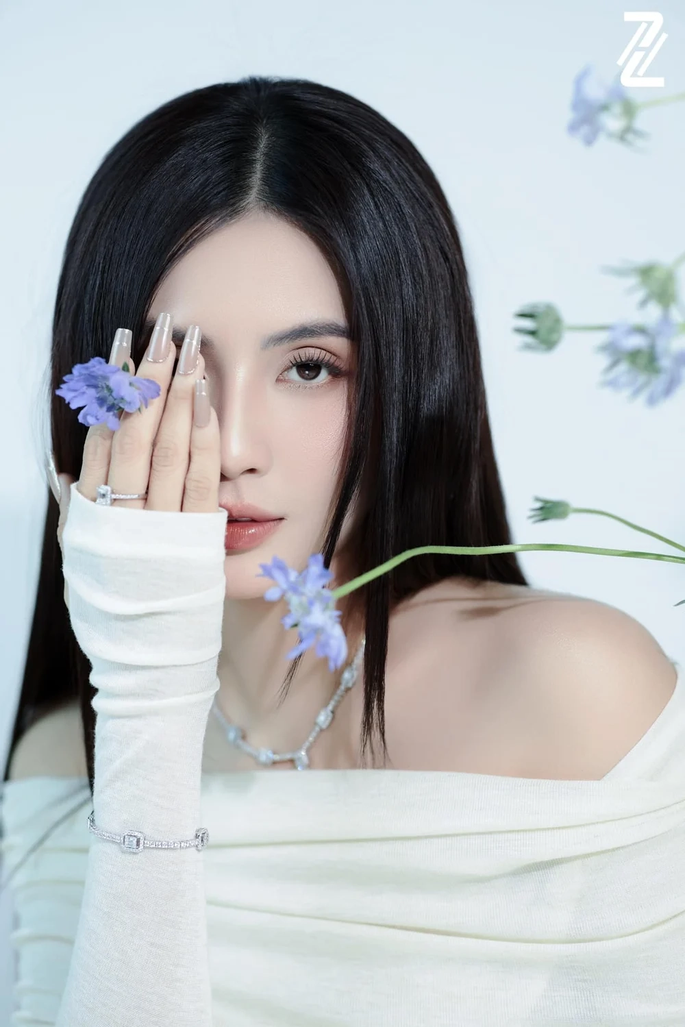 Loạt hình từ hậu trường Thiên An đóng MV