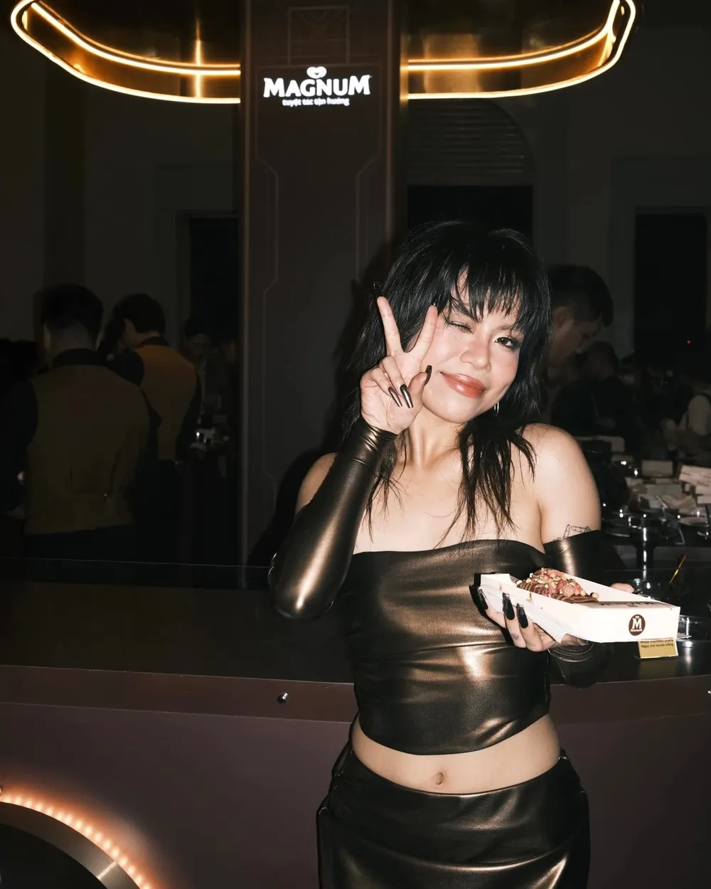 Chill hết nấc với Tlinh playlist cực đỉnh