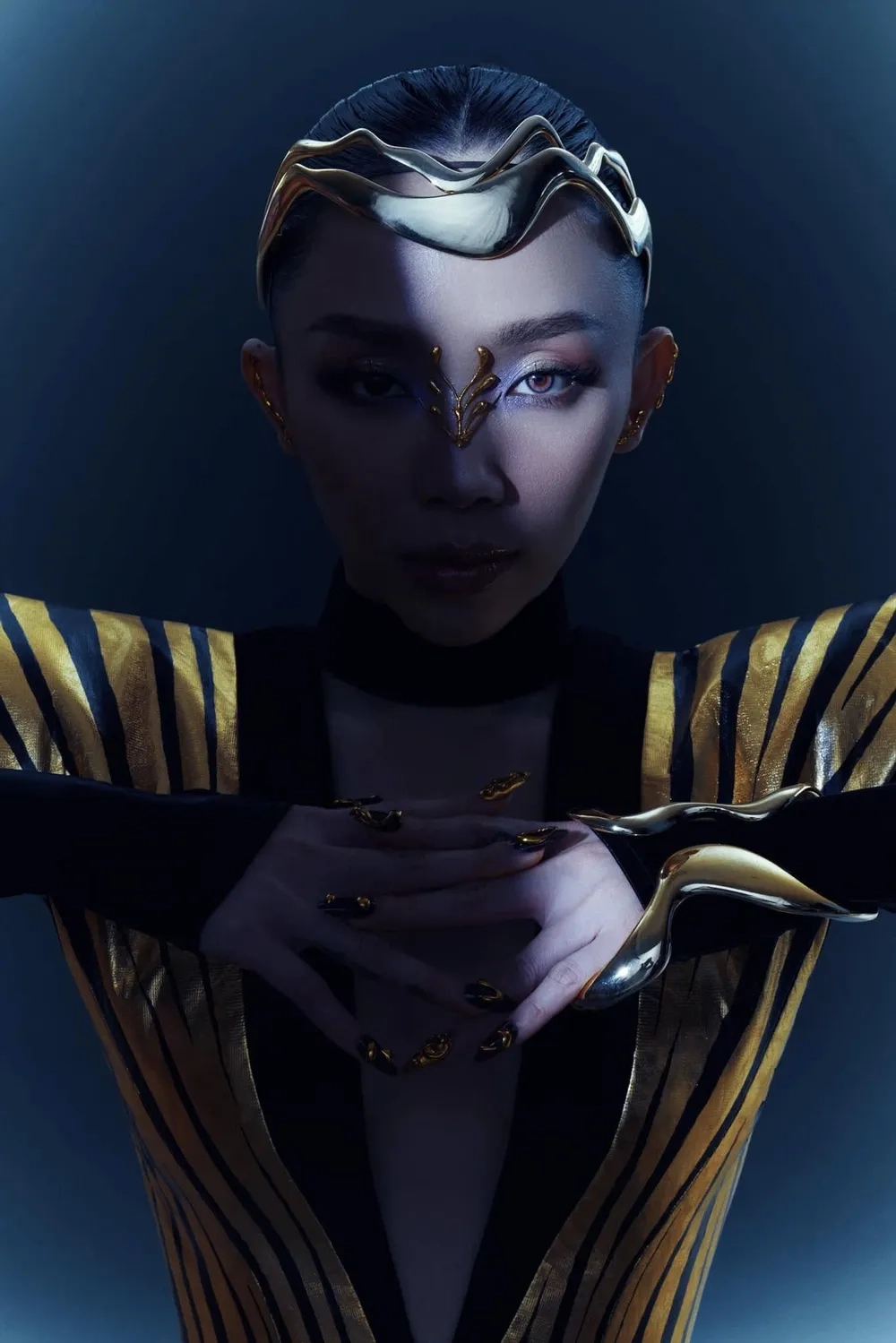 Đắm chìm trong những bản hit nhạc Tóc Tiên