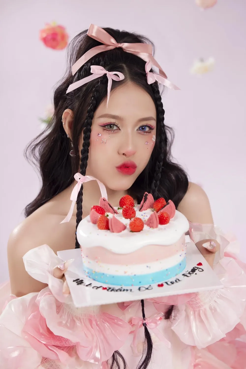 Dự đoán tương lai từ Trà Đặng cung gì