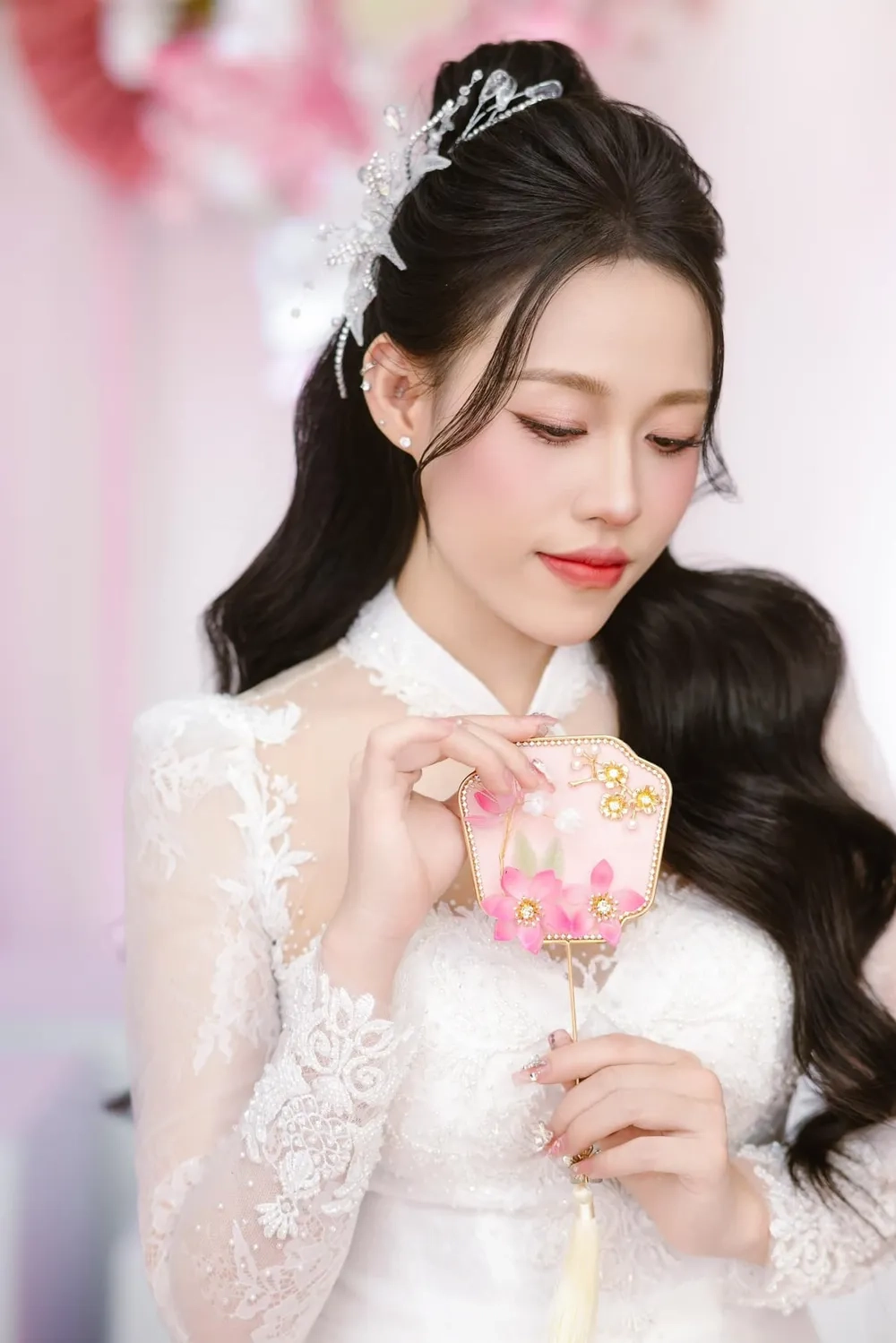 Thắc mắc muôn thuở Trà Đặng là chị hay là em