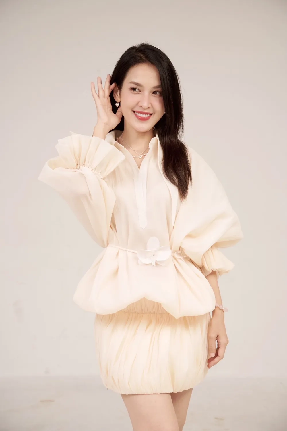 Những khoảnh khắc đẹp trong hình ảnh Tú Vi