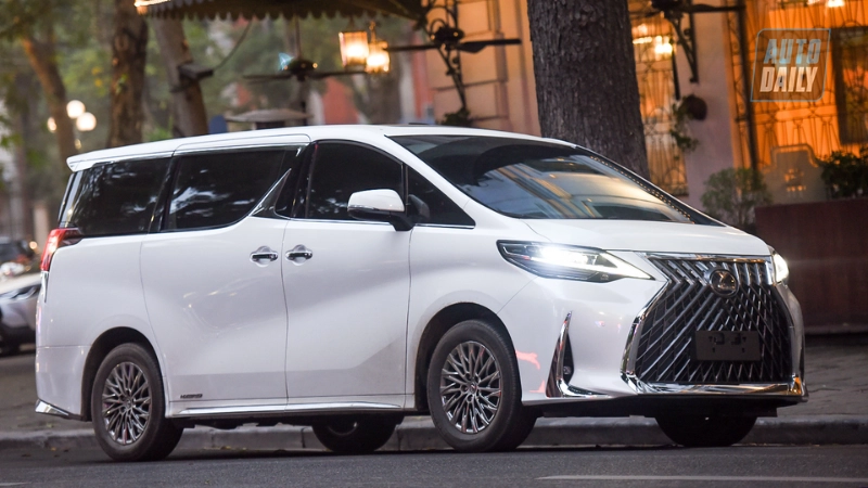 Bảng giá xe Lexus LM300h