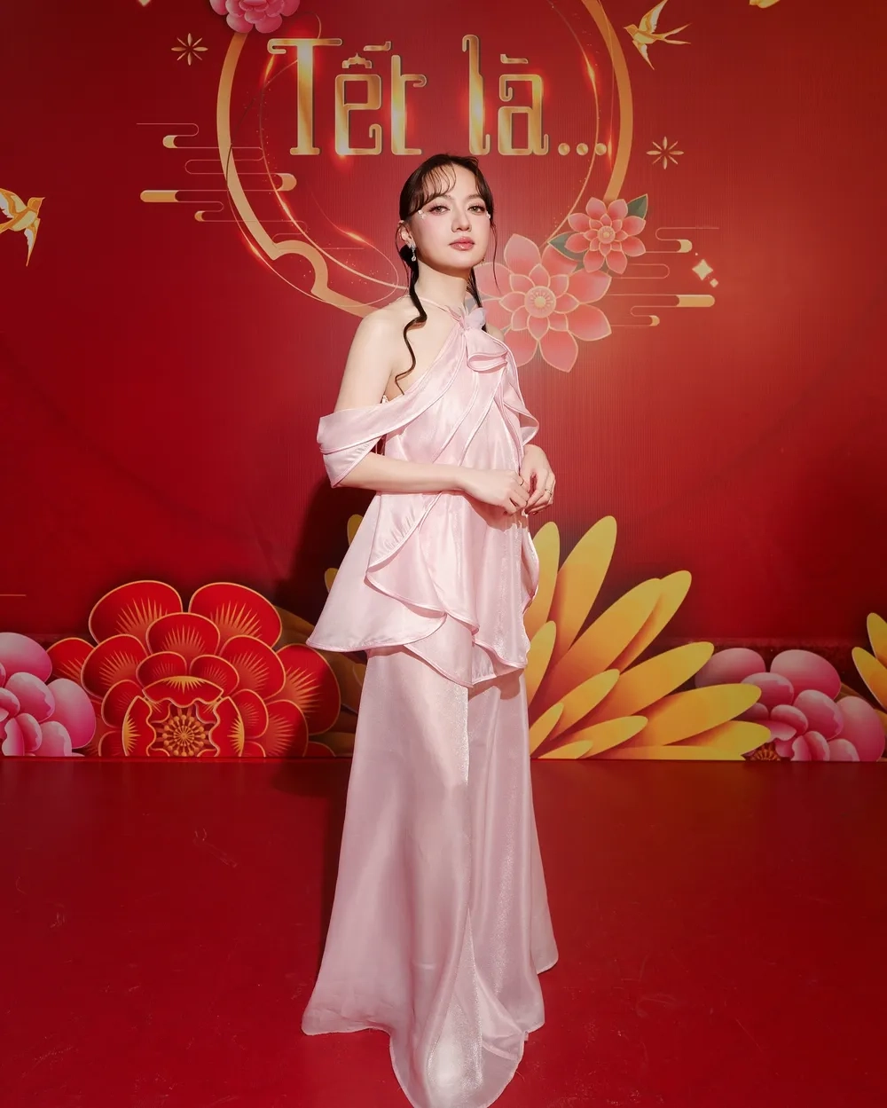 Ca sĩ nổi bật từ nhỏ đến lớn Ca sĩ Xuân Nghi