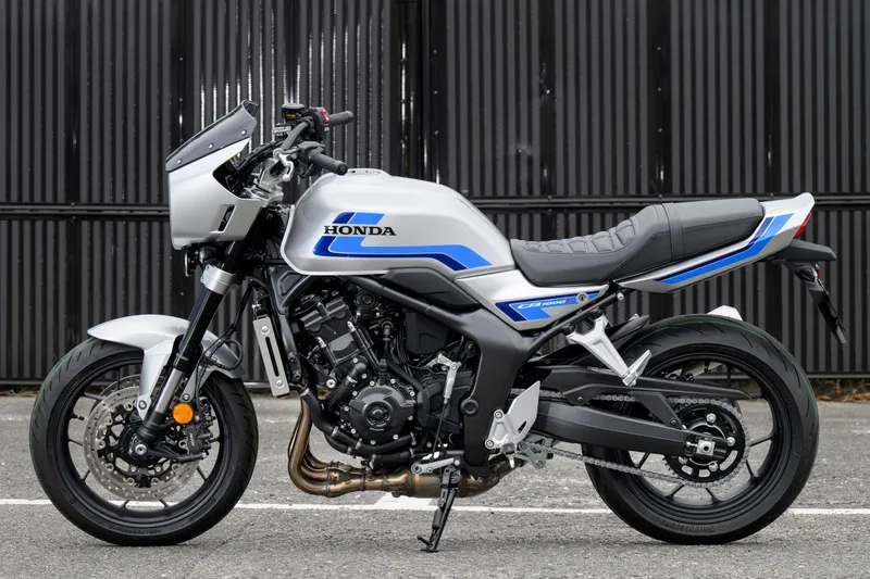 Động cơ honda cb1000f 2026 mạnh mẽ và tiết kiệm nhiên liệu