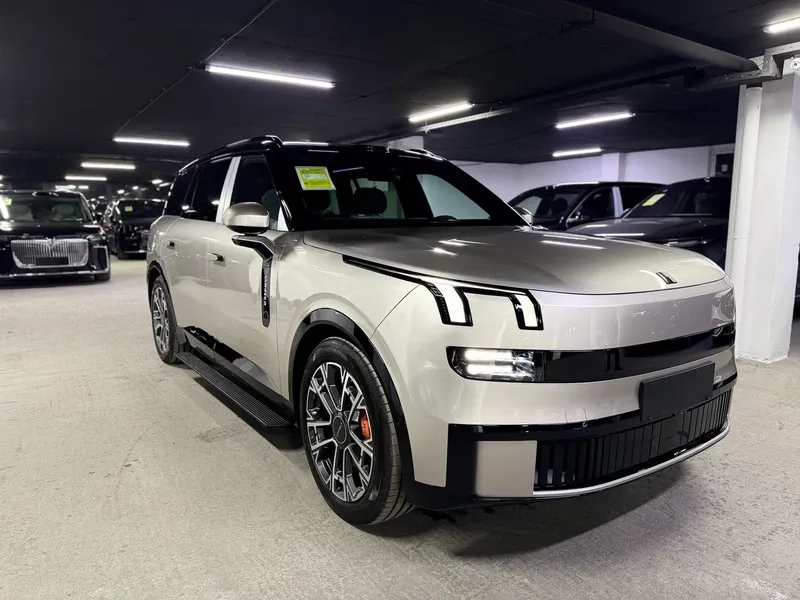 Mẫu SUV mới nổi bật với thiết kế lynk & co 900 mạnh mẽ